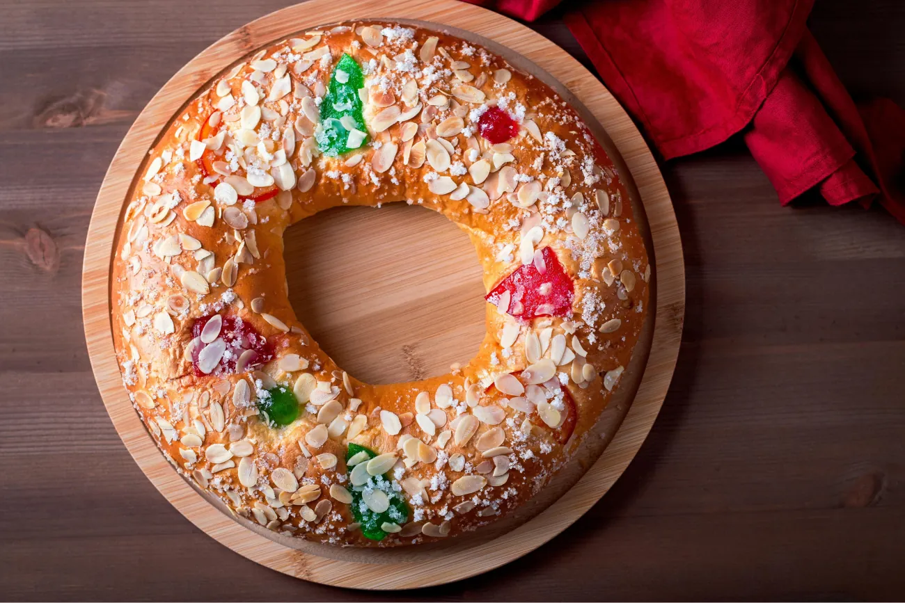 Tortell artesà amb ametlla i fruita confitada de La Pasti